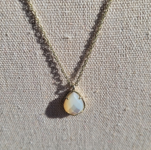 Kendra Scott Kiri Necklace - Picture 1 of 5